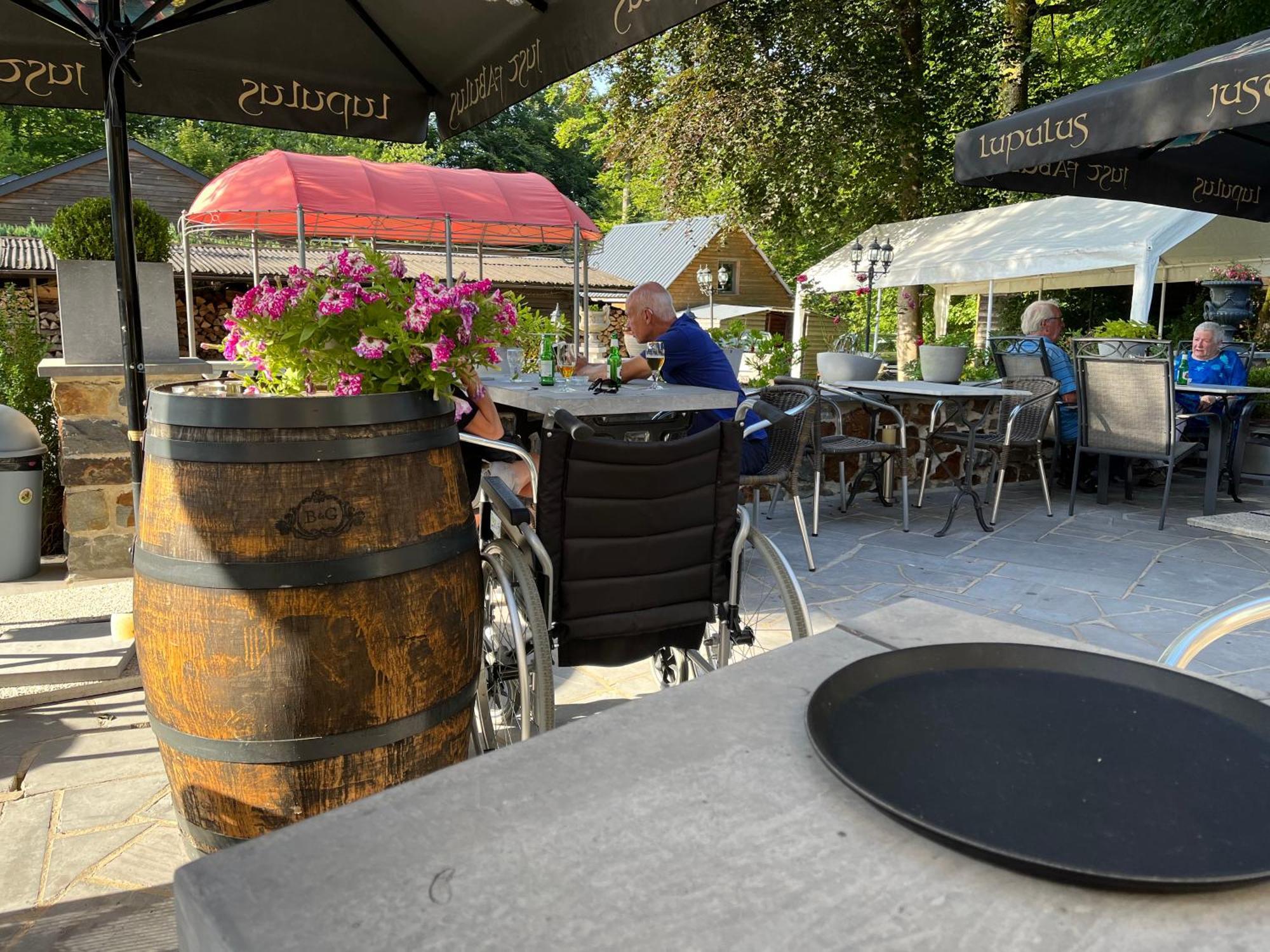 Le Prangeleux Bed & Breakfast Tenneville Exterior foto